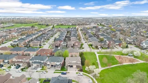 898 Mcnair Circle Milton ON L9T 6Y6