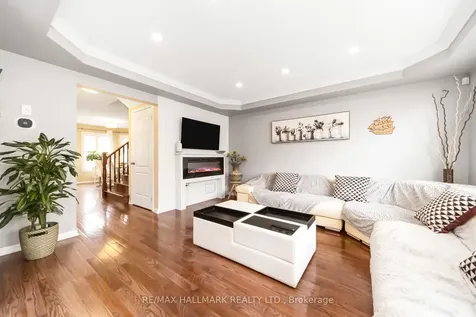 898 Mcnair Circle Milton ON L9T 6Y6