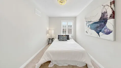1321 Granrock Crescent Mississauga ON L5V 0E1