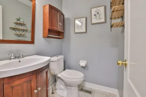 5050 Dryden Avenue Burlington ON L7L 6G8