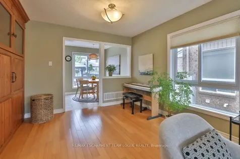 5050 Dryden Avenue Burlington ON L7L 6G8
