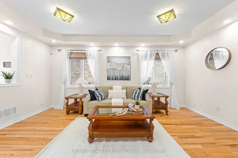 20 Strathdale Road Brampton ON L6P 2Y1