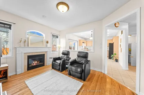 20 Strathdale Road Brampton ON L6P 2Y1