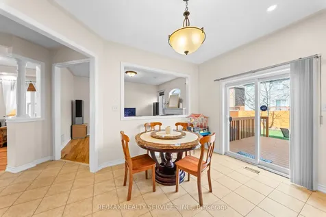 20 Strathdale Road Brampton ON L6P 2Y1