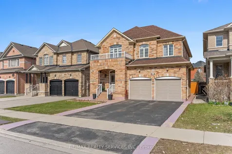 20 Strathdale Road Brampton ON L6P 2Y1