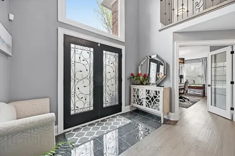 1256 Fieldcrest Lane Oakville ON L6M 2L8