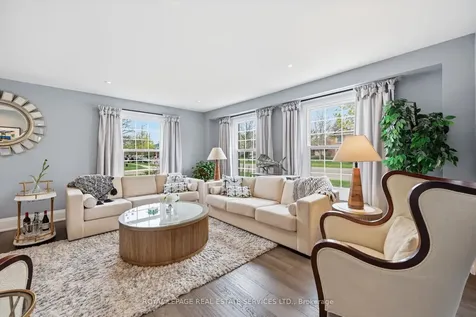 1256 Fieldcrest Lane Oakville ON L6M 2L8