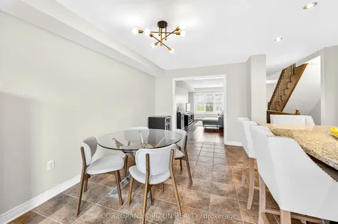 2006 Trawden Way Oakville ON L6M 0M1