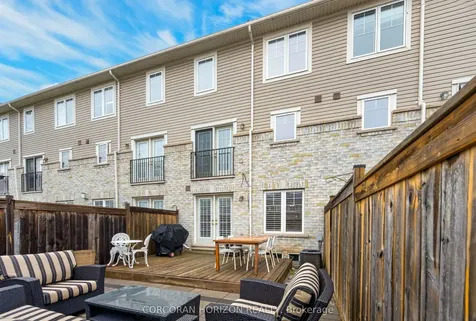 2006 Trawden Way Oakville ON L6M 0M1