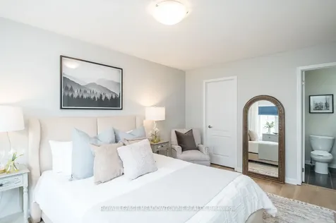 1025 Nadalin Heights Milton ON L9T 8R3