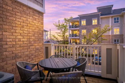 1025 Nadalin Heights Milton ON L9T 8R3