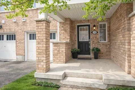 1025 Nadalin Heights Milton ON L9T 8R3
