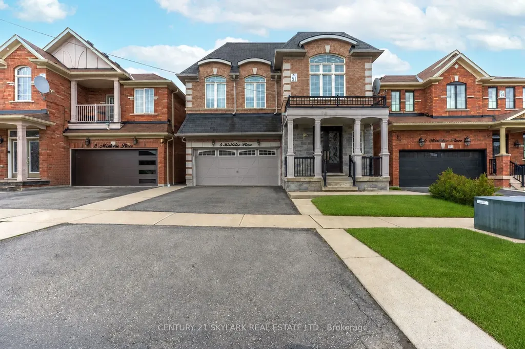 4 Mistletoe Place Brampton ON L6Y 5V1