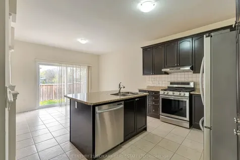 4 Mistletoe Place Brampton ON L6Y 5V1