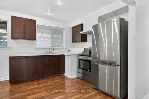 84 Ardglen Drive Brampton ON L6W 1V6