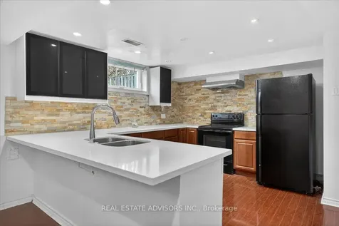 84 Ardglen Drive Brampton ON L6W 1V6