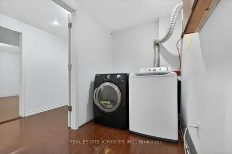84 Ardglen Drive Brampton ON L6W 1V6