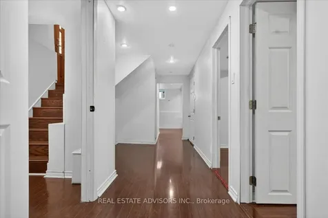 84 Ardglen Drive Brampton ON L6W 1V6