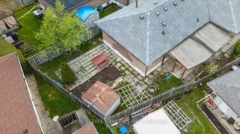 84 Ardglen Drive Brampton ON L6W 1V6