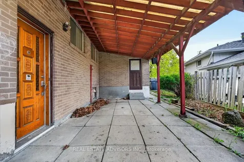 84 Ardglen Drive Brampton ON L6W 1V6