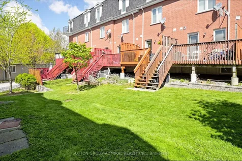 435 Hensall Circle Mississauga ON L5A 4P1