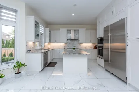 41 Elbern Markell Drive Brampton ON L6X 2X6