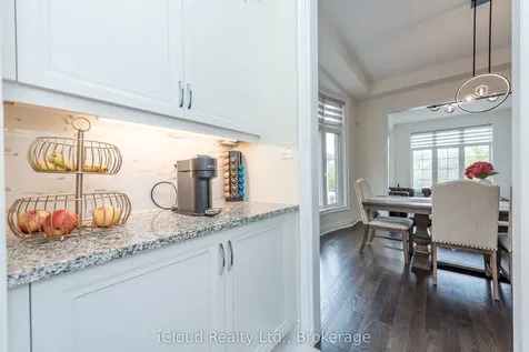 41 Elbern Markell Drive Brampton ON L6X 2X6