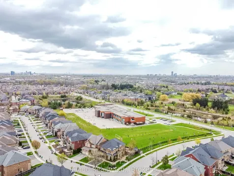 41 Elbern Markell Drive Brampton ON L6X 2X6