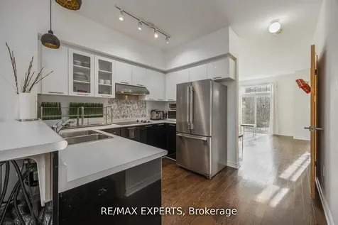 19B Oak Street Toronto ON M9N 0A4
