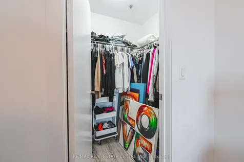 2486 Old Bronte Road Oakville ON L6M 4J2