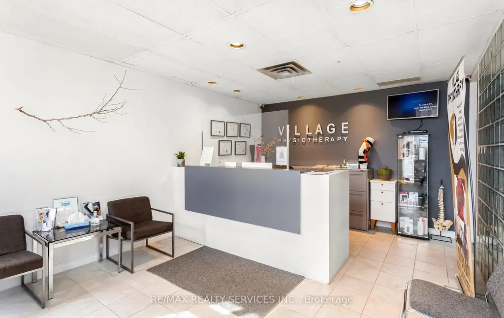 57 Village Centre Place Mississauga ON L4Z 1V9