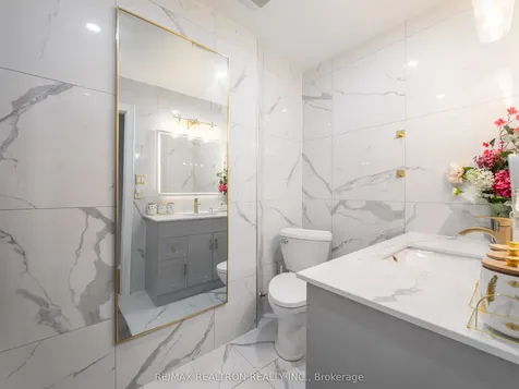 3525 Brandon Gate Mississauga ON L4T 3M3