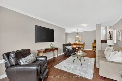 2471 Malcolm Crescent Burlington ON L7P 3Y7