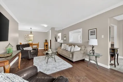 2471 Malcolm Crescent Burlington ON L7P 3Y7