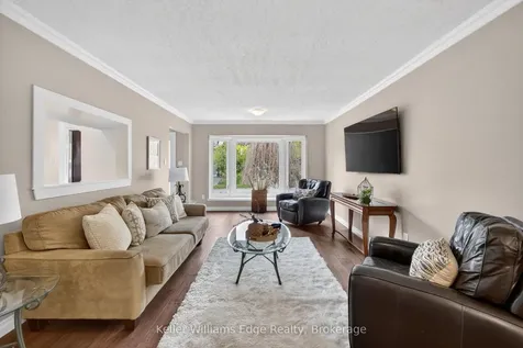 2471 Malcolm Crescent Burlington ON L7P 3Y7
