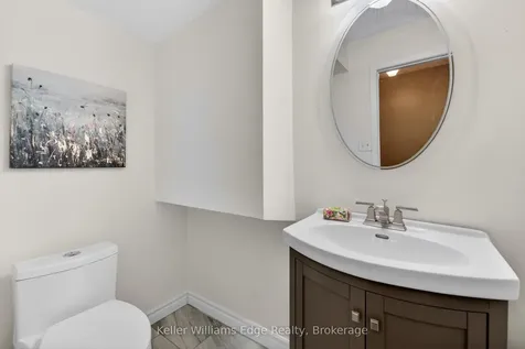 2471 Malcolm Crescent Burlington ON L7P 3Y7