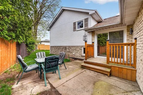 2471 Malcolm Crescent Burlington ON L7P 3Y7