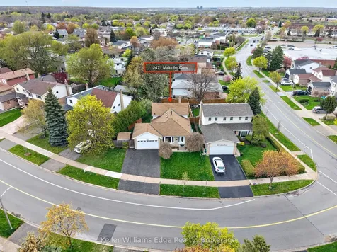2471 Malcolm Crescent Burlington ON L7P 3Y7
