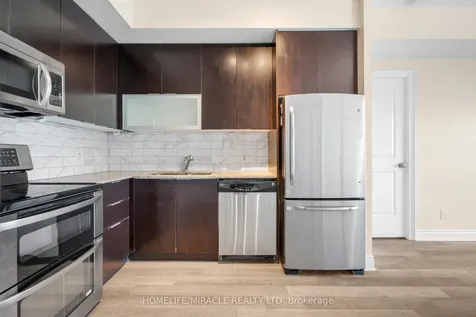 16 Brookers Lane Toronto ON M8V 0A5