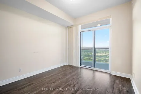 16 Brookers Lane Toronto ON M8V 0A5