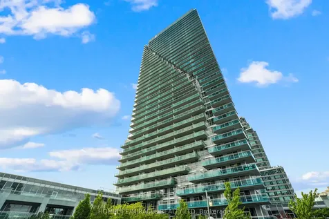 16 Brookers Lane Toronto ON M8V 0A5