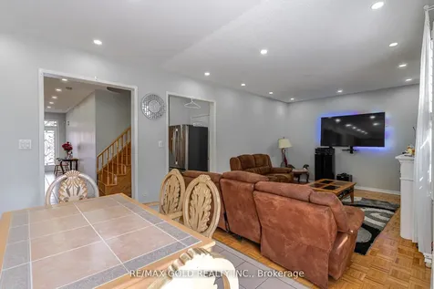 10 Sugarcane Avenue Brampton ON L6R 3C8