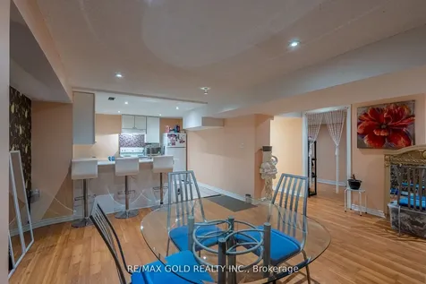 10 Sugarcane Avenue Brampton ON L6R 3C8