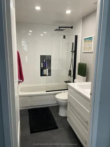 2091 Hurontario Street Mississauga ON L5A 4E6