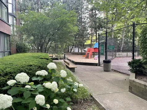 2091 Hurontario Street Mississauga ON L5A 4E6