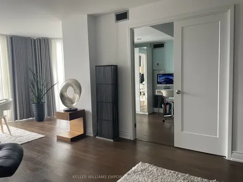 2091 Hurontario Street Mississauga ON L5A 4E6