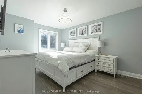 2055 Courtland Crescent Mississauga ON L4Y 1V1