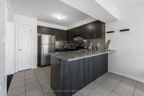 101 Mccleave Crescent Brampton ON L6Y 4Y9