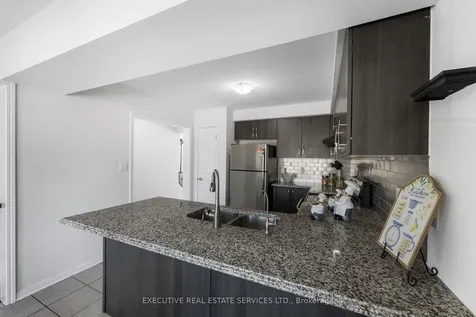 101 Mccleave Crescent Brampton ON L6Y 4Y9