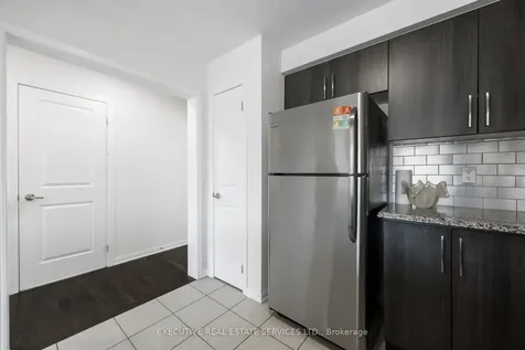 101 Mccleave Crescent Brampton ON L6Y 4Y9